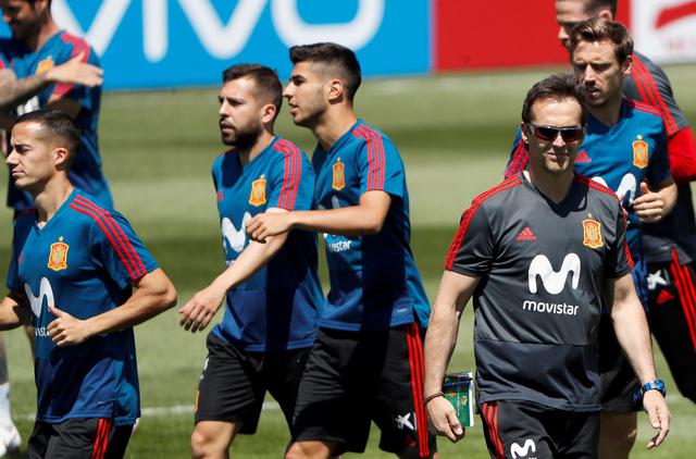 Julen Lopetegui fue destituido de España a dos días del debut ante Portugal en Rusia 2018. Lo ocurrido a poco del Mundial dio la vuelta al mundo, poniendo al técnico en el centro de la críticas. (Foto: AFP)