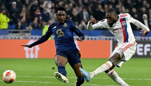 Lyon venció 2-1 en el marcador global y ya está en cuartos de final. (Foto: AFP)
