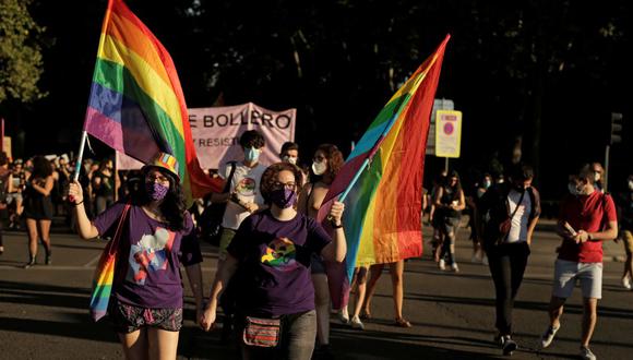 Las organizaciones LGBT apuntan a que habría sido llevado a cabo “por un grupo de personas aparentemente de la localidad”. (Foto: Archivo/REUTERS/Javier Barbancho).