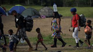 Abandonan en Guatemala a 75 migrantes haitianos y cubanos que eran trasladados en Uber