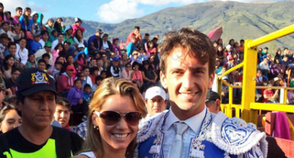 Antonio Pavón y Alexandra Horler se fueron a Ayacucho. (Foto: Twitter)