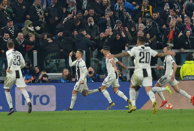 Juventus vs. Atlético Madrid: Cristiano Ronaldo anotó el 3-0 e hizo estallar Turín por la Champions League. (Foto: EFE/AP/Reuters)