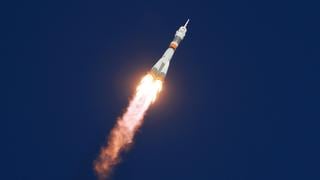Dos astronautas realizan aterrizaje emergencia tras falla en el cohete ruso Soyuz