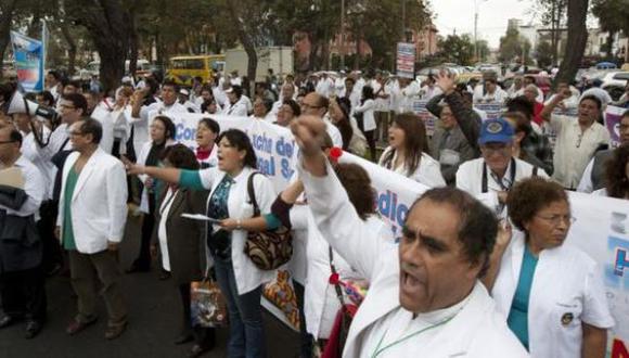 FMP demanda demanda mejoras salariales e incremento de presupuesto al sector Salud. (Foto: Referencial/Andina)