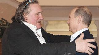 Gérard Depardieu ya es ruso: recibió nuevo pasaporte de manos de Vladimir Putin