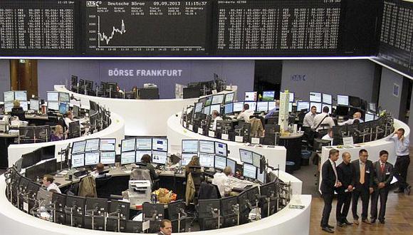 El Euro Stoxx50, índice que engloba a las empresas europeas de mayor capitalización, también cedía el 0,36 %. (Foto: Reuters)
