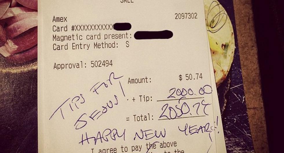 Gran sorpresa y entusiasmo causó una recompensa en unos mozos de un restaurante. (Foto: Instagram)