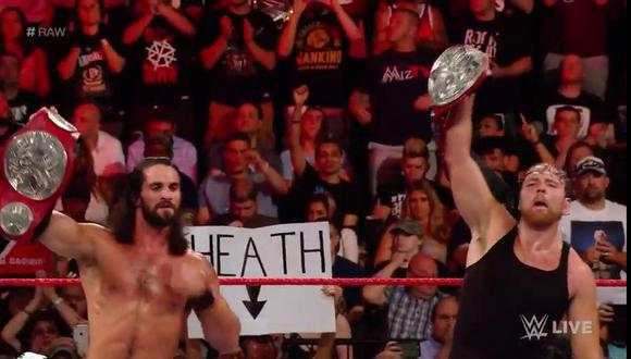 Los campeones en pareja de Raw, Seth Rollins y Dean Ambrose, se enfrentaron a los Hardy Boyz. (Foto: WWE)