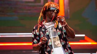 El rapero Lil Wayne se declara culpable de posesión de arma de fuego 