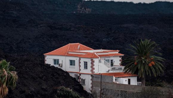 Vecinos de La Palma cuentan su pesar tras la erupción del volcán. (Foto: EFE)
