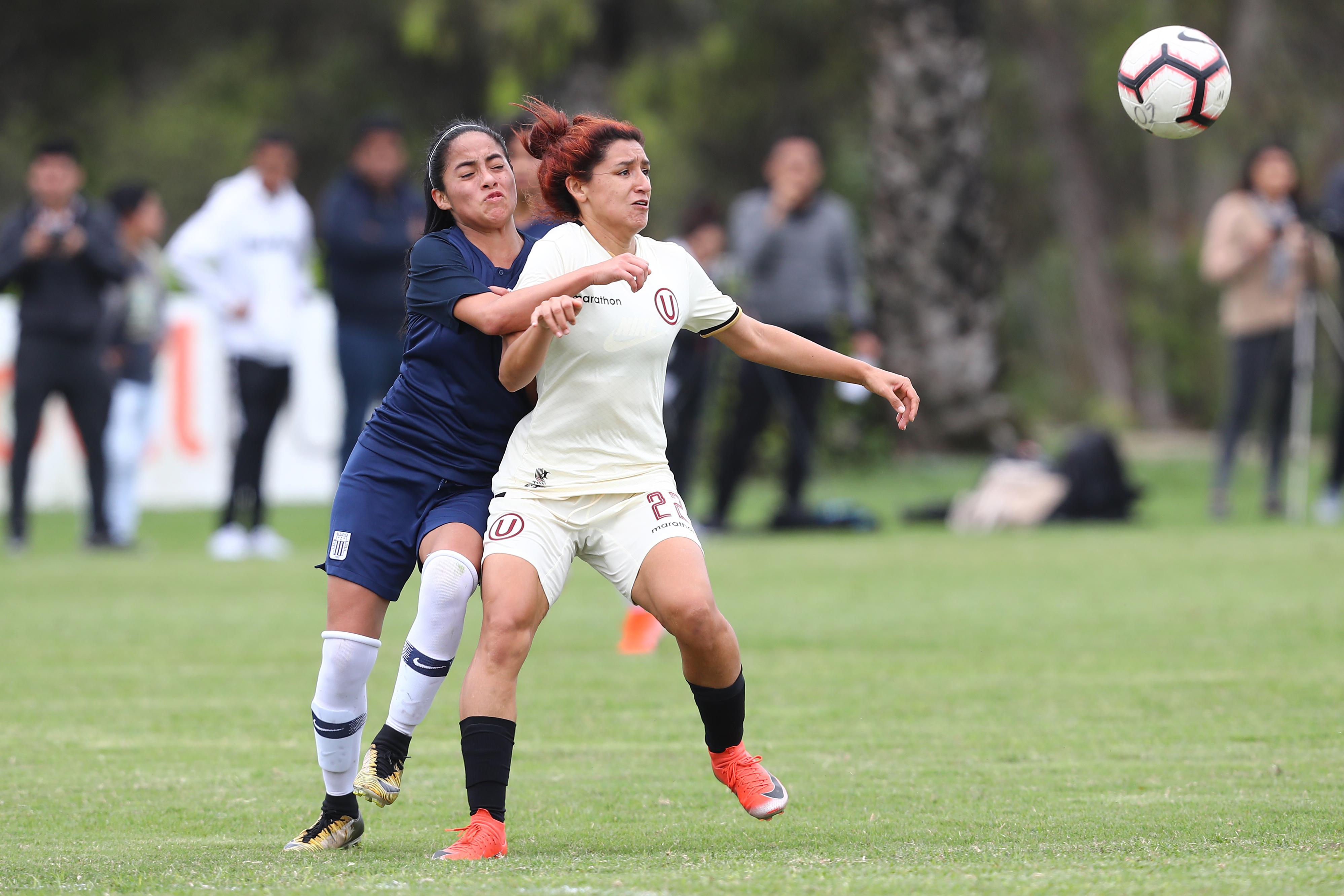LIMA, 08 DE SETIEMBRE  DEL 2019CLASICO DE FUTBOL FEMENINO ENTRE UNIVERSITARIO DE DEPORTES VS ALIANZA LIMA EN CAMPOMAR.FOTOS: FRANCISCO NEYRA \ GRUPO EL COMERCIO