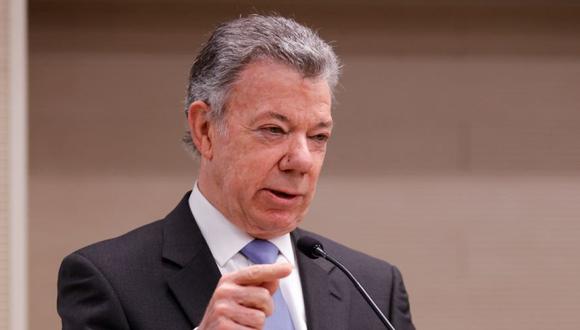 El expresidente de Colombia y Premio Nobel de la Paz Juan Manuel Santos pronuncia un discurso durante el acto conmemorativo de los Acuerdos de Paz en Colombia, este lunes, en Madrid. (Foto: EFE/Zipi).