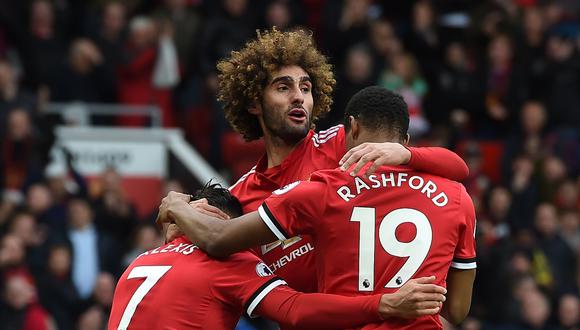 Manchester United ganó 2-1 al Arsenal con gol de último minuto de Fellaini. (Foto: AFP)