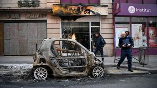El catastrófico panorama de París un día después de las violentas protestas | FOTOS