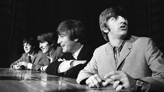 Estrellas de la música recrean la grabación del "Please Please Me" de los Beatles