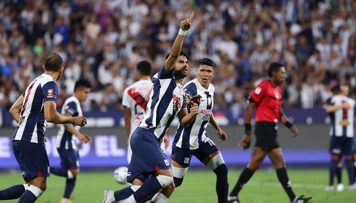 Carlos Zambrano arremetió contra el estadio de Alianza Atlético