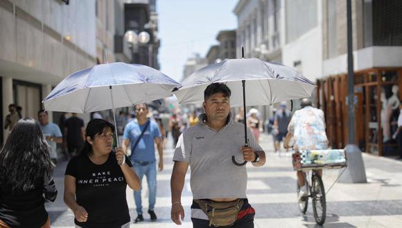 La ciudad de Lima soporta temperaturas muy altas que, en algunos lugares, superan los 32 grados | Foto: El Comercio / Referencial