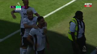 Fuerte cabezazo: Mitrovic sorprende con el 1-0 sobre Liverpool en la casa de Fulham | VIDEO