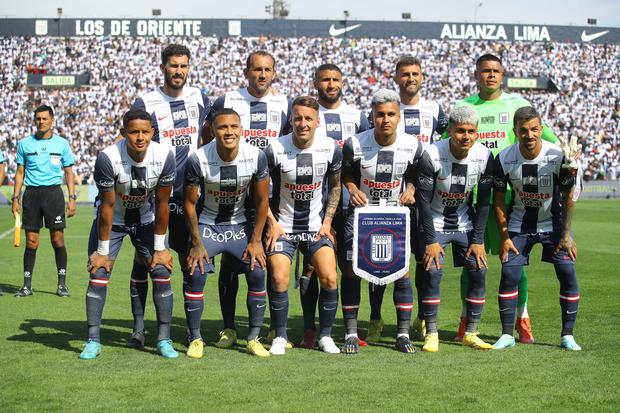 Este año, Alianza realizó la Tarde Blanquiazul y presentó a su plantel bicampeón de la Liga 1 Betsson. (Foto: Leonardo Fernández / GEC)