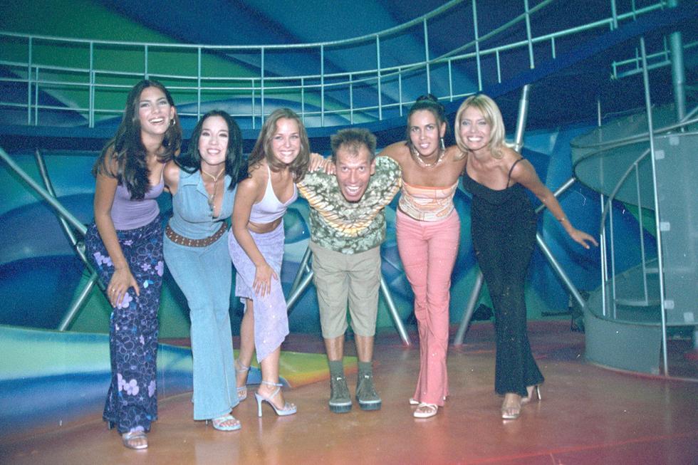 El año 2002 ante la salida de Marina Mora, ingresan al programa Andrea Bucher y Georgia Pomar para acompañar como modelos a Cati Caballero, Patty Wong y Laura Huarcayo. (Foto GEC Archivo)