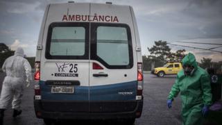 Brasil vuelve a rozar 50.000 casos diarios de covid-19 y aun espera la vacuna 