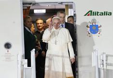 Papa Francisco llega a México e inicia su primera visita al país
