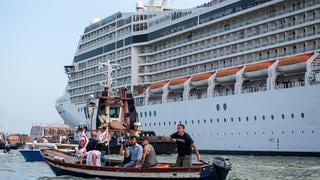 Italia prohíbe desde agosto el paso de grandes barcos frente a Venecia