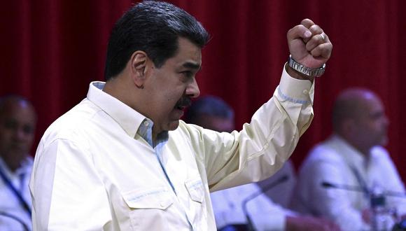 El presidente de Venezuela, Nicolás Maduro, pronuncia un discurso en el Palacio de las Convenciones de La Habana, el 14 de diciembre de 2022. (Foto de YAMIL LAGE / POOL / AFP)