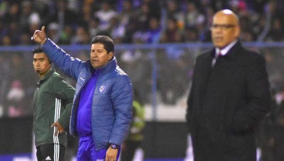 La Federación Boliviana de Fútbol tenía en carpeta a Roberto Mosquera para que se hiciera cargo de 'La Verde'. Sin embargo, el estratega Eduardo Villegas se adecuó al presupuesto y tomó las riendas. (Foto: La Diez)