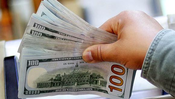 Hoy el dólar se cotizaba a 6.674,44 bolívares soberanos en Venezuela. (Foto: Reuters)