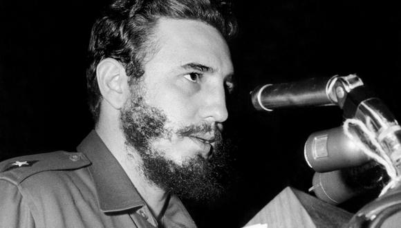El primer secretario cubano del Partido Comunista de Cuba y presidente del Consejo de Estado, Fidel Castro, se dirige a los delegados de la Asamblea General de las Naciones Unidas, el 26 de septiembre de 1960 en Nueva York. (Foto de Tommy WEBER / AFP)