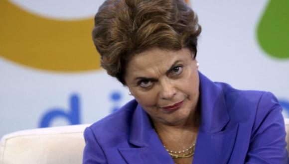 Brasil: "Destitución de Dilma podría poner al país bajo fuego"