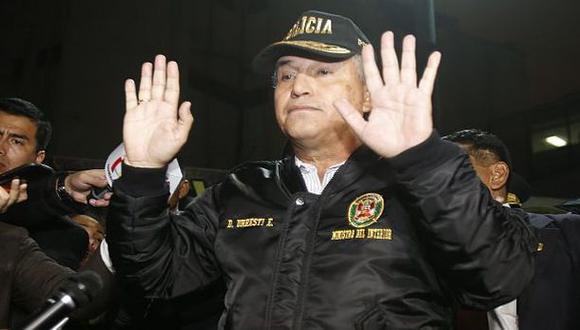 Ministro Urresti llegó a Colombia para traer a Rodolfo Orellana