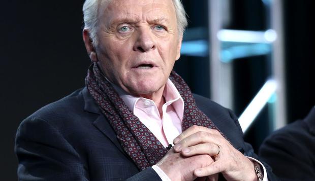 Anthony Hopkins reveals that he hasn't seen his daughter in more than 20 years.