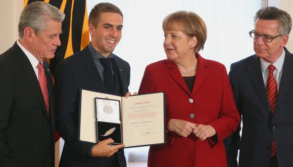 Alemanes son condecorados en Berlín por título en Brasil 2014