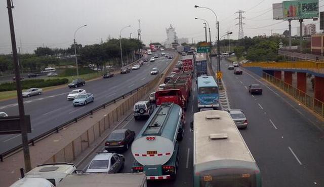Puente destruido en Panamericana Sur genera caos vehicular - 1