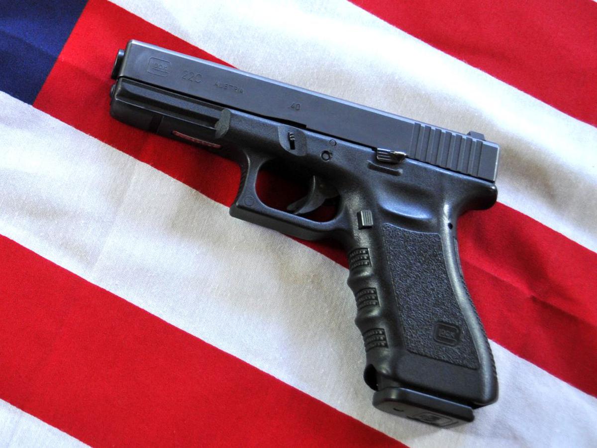 Muere un niño de 11 años en Coín al recibir un disparo con una escopeta de  perdigones - AxarquiaPlus