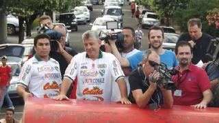 Cabañas presentado en Brasil: "Lo que me mueve es el fútbol"