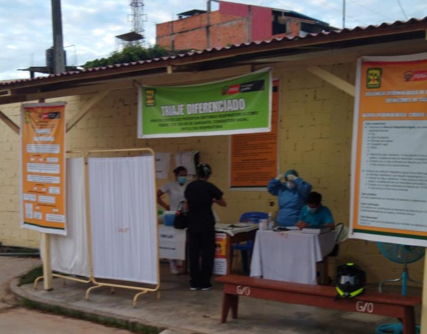 En estas condiciones se realiza el triaje en el Hospital Amazónico de Yarinacocha (HAYA) a los pacientes sospechosos de COVID-19.
