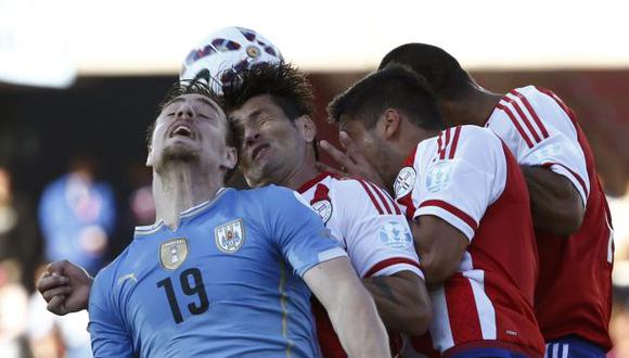 Uruguay empató 1-1 con Paraguay y ambos pasaron a cuartos