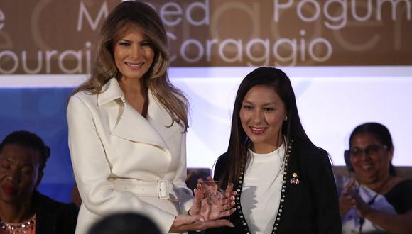La primera dama de Estados Unidos Melania Trump junto a la peruana Arlette Contreras. (Foto: AFP)