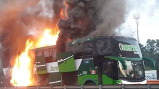 Ucayali: bus interprovincial se incendió en la carretera Federico Basadre | VIDEO