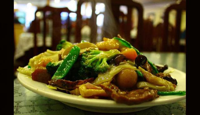 Chun Koc Sen, Cercado de Lima. Se encuentra en Jr. Paruro 890, y además del clásico chaufa anímate a probar sus platos a base de chancho y pato. (Foto: Chun Koc Sen)