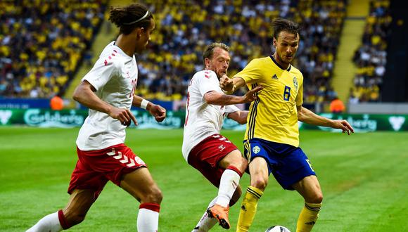 La selección de Dinamarca visita a Suecia (12:45 p.m. EN VIVO ONLINE vía ESPN 2) por un amistoso internacional con miras al Mundial Rusia 2018. El Estadio Friends Arena albergará dicho encuentro. (Foto: AFP)