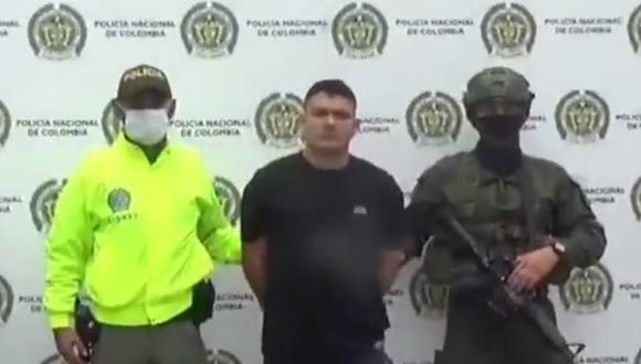 Momento en que uniformados de la DIJIN de la Policia de Colombia capturan de Jacob Rodríguez Úsuga, alias ‘Atilio’ y primo de ‘Otoniel’. (Foto: Captura de pantalla X)