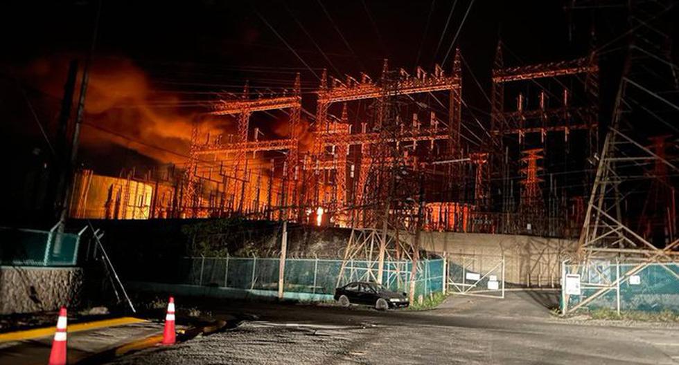 Puerto Rico suffers a massive blackout due to a fire at a power plant