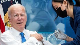 Biden recibe una nueva dosis de refuerzo de vacuna contra el coronavirus