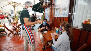 Unos 169 restaurantes y ferias itinerantes operan en espacios públicos de forma piloto a nivel nacional