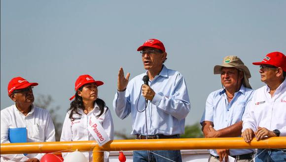 El mandatario Martín Vizcarra se siente más cómodo cuando tiene contacto directo con la gente, sobre todo, fuera de Lima, o en su bucólica Moquegua. (Foto:Presidencia)