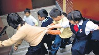 Ministerio de Educación: lanzan campaña preventiva contra el bullying en colegios